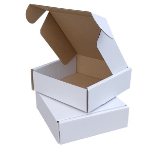 Pudełko fasonowe białe 120x120x40 50 szt.